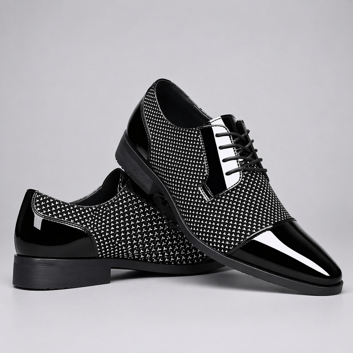 Men's Patent Leather Oxford Shoes with Pointed Toe