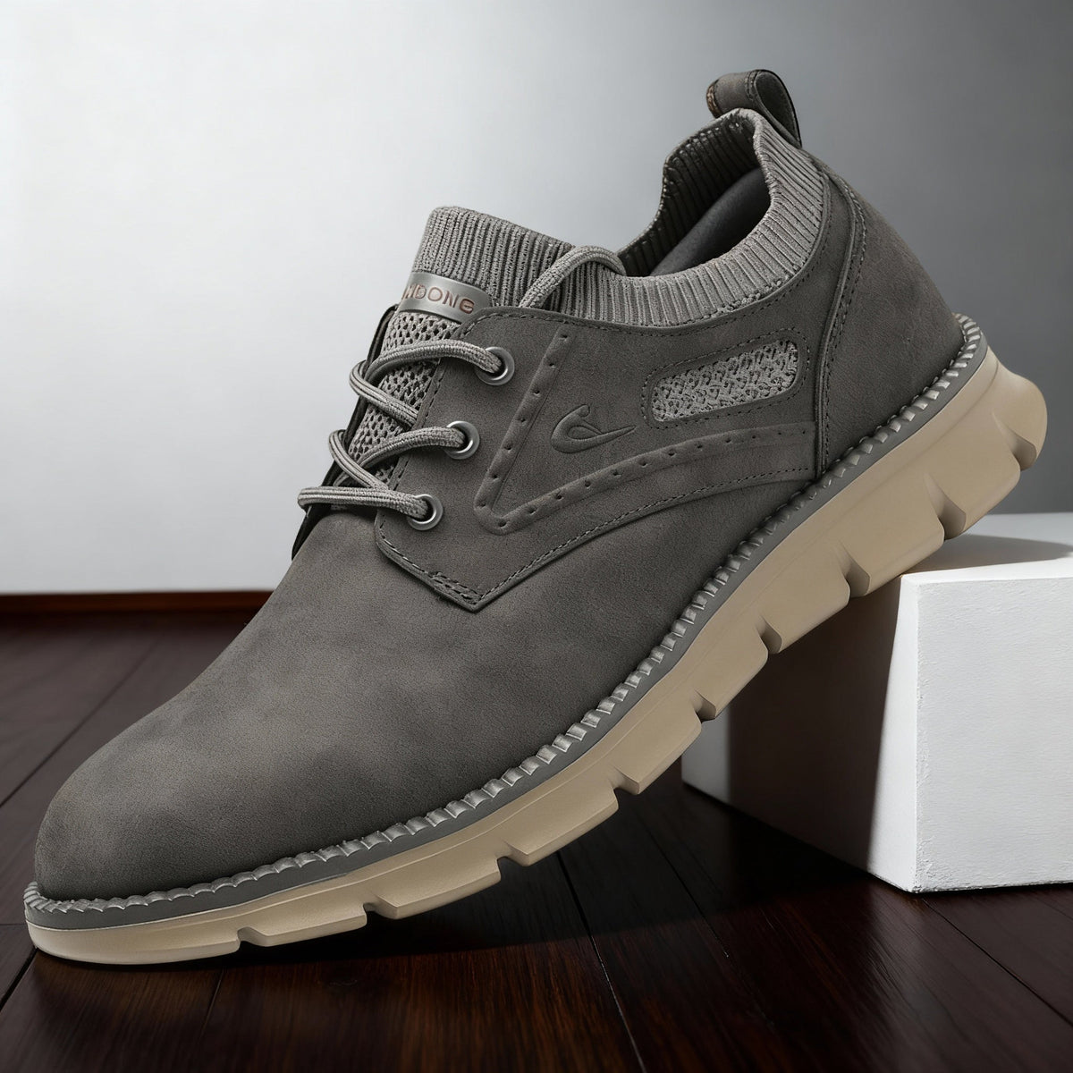 Trainers with cushioned EVA sole and ankle sock collar