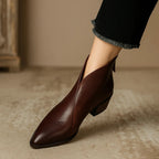 Women's ankle boots in soft leather with cushioned insole