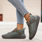 Women's orthopaedic trainers with adjustable strap and cushioned sole