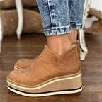 Women's platform ankle boots with chunky sole and side cutout - Brown