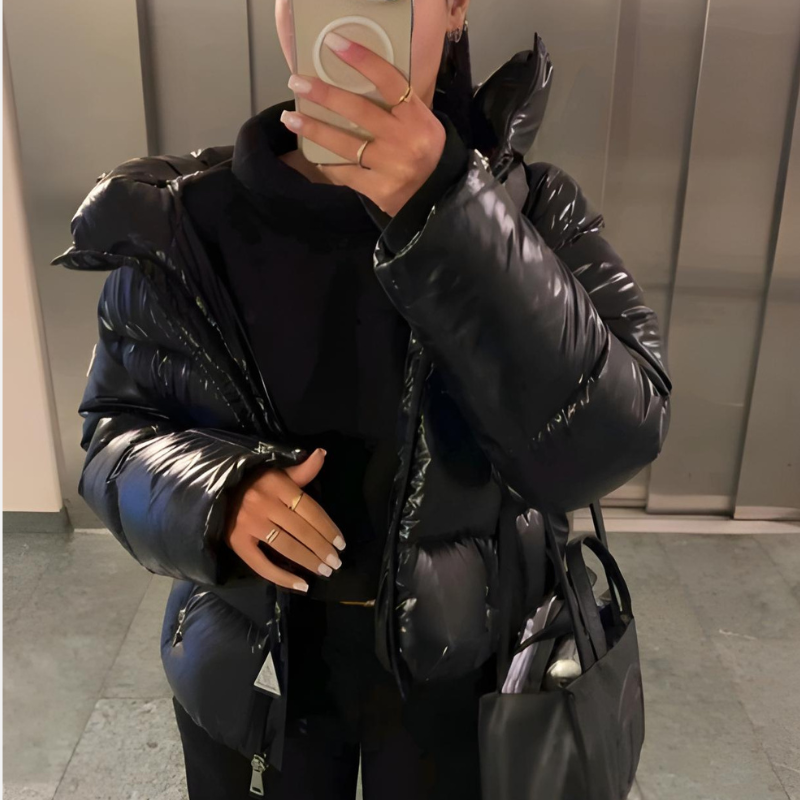 Women's quilted padded jacket with slim fit and glossy finish